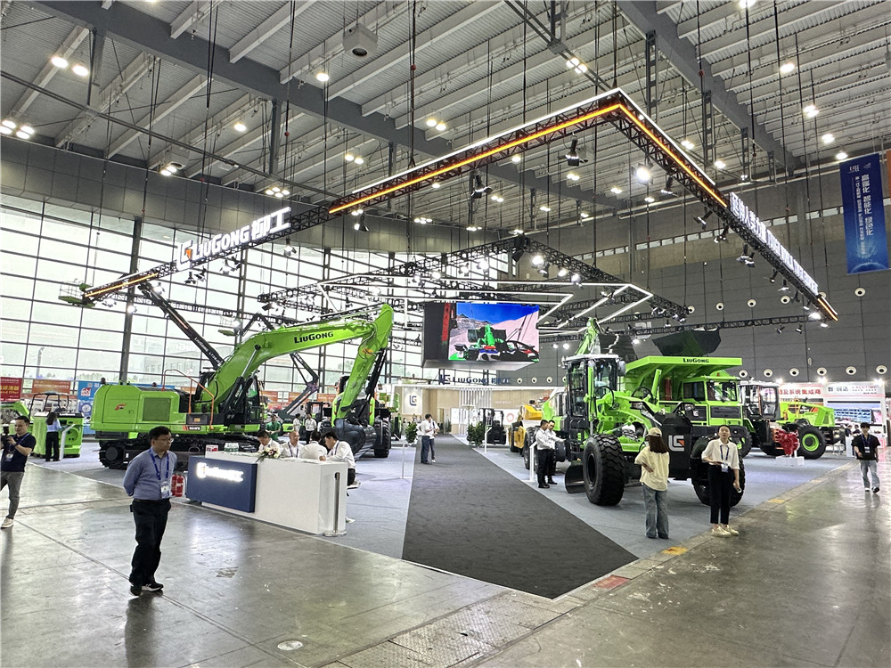 2025長沙國際工程機(jī)械展:柳工